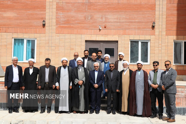 استاندار خراسان شمالی از مجتمع فرهنگی آموزشی شهیدین بازدید کرد