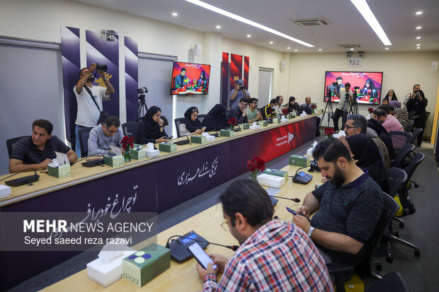 الهام جشنواره ۱۰۰ از خیزش مردمی؛ وقت رویاپردازی برای آینده رسیده است