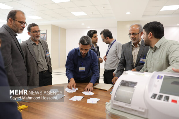 انتخابات هیئت رئیسه اجلاسیه سوم دوازدهمین دوره مجلس شورای اسلامی