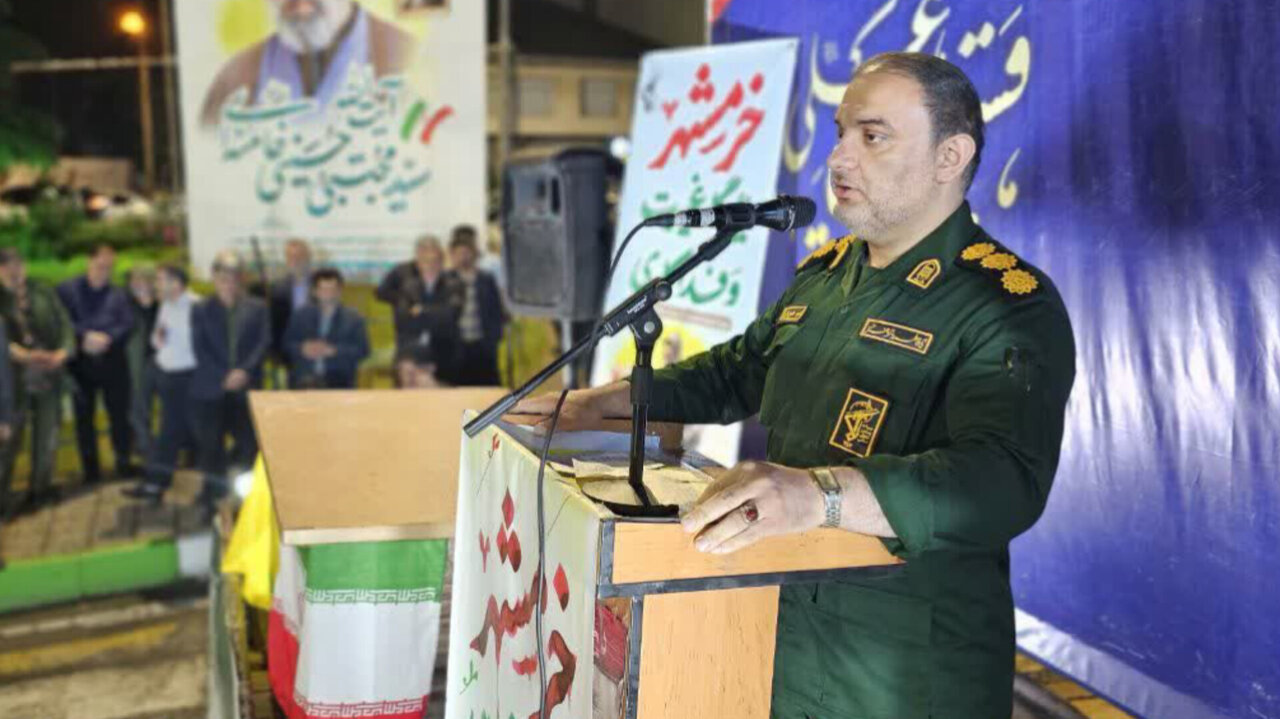 ايران،آستارا،دشمن،ملت،حضور،نظامي،نبرد،تأكيد،رژيم،صحنه،نيروها ...