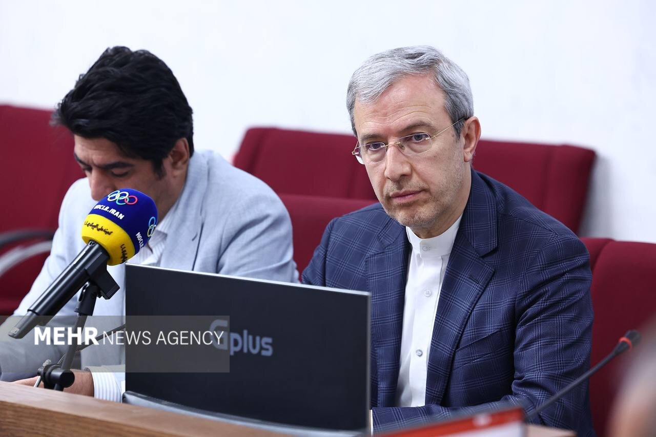 قارداشی: هیچ بازیکنی از انتخابی تنیس روی میز زنان انصراف ندا