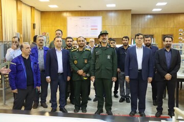 نیروهای پتروشیمی و پالایشگاه شازند، افسران خط‌مقدم جنگ اقتصادی هستند