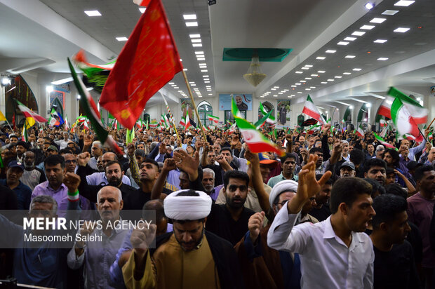 تشییع و تدفین پیکر شهید «عباس چوپانی» در بندرعباس