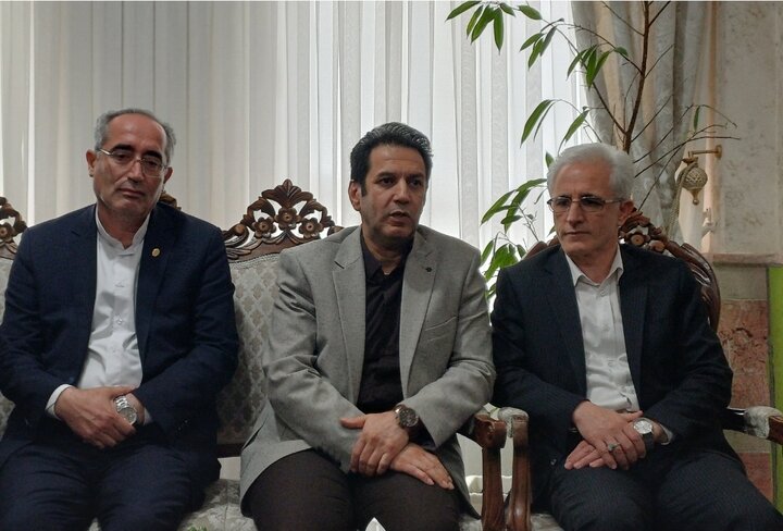کار مربیان بهزیستی با ایفای نقش مادری یک مأموریت آسمانی و اخروی است کار مربیان بهزیستی با ایفای نقش مادری یک مأموریت آسمانی و اخروی است