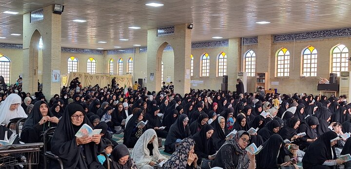 مراسم دعای «عرفه» در گناوه برگزار شد