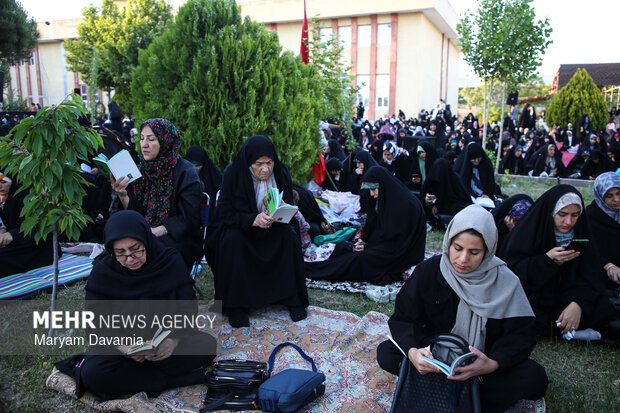 مراسم دعای پرفیض عرفه در بجنورد