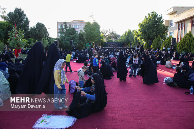 مراسم دعای پرفیض عرفه در بجنورد