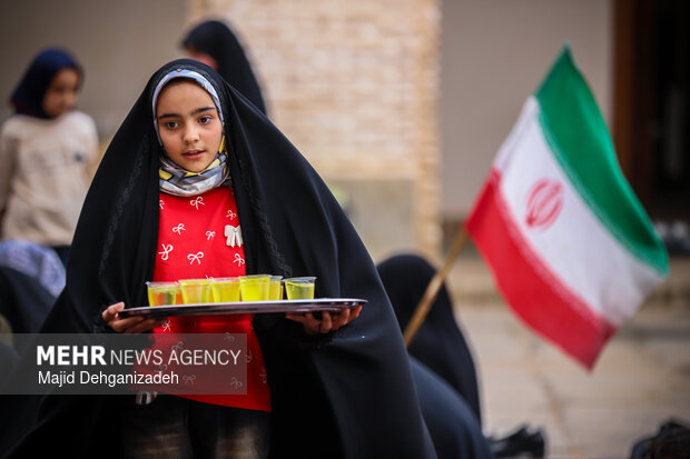 مراسم قرائت دعای روز عرفه در مسجد جامع کبیر یزد
