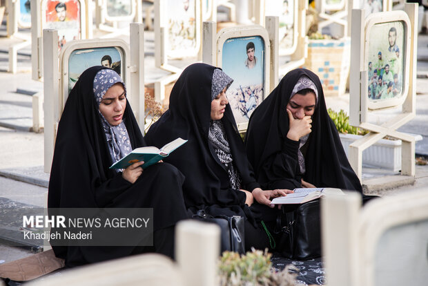 مراسم پرفیض دعای عرفه در اصفهان
