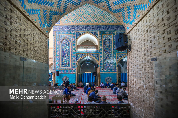 مراسم قرائت دعای روز عرفه در مسجد جامع کبیر یزد
