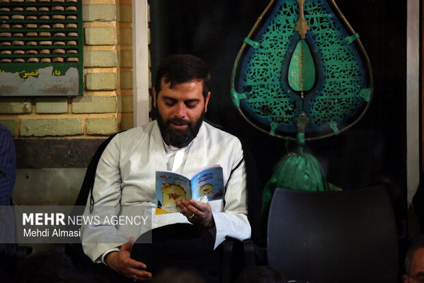 دعای پر فیض عرفه در زنجان