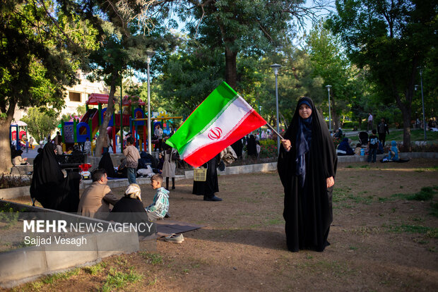 قرائت دعای عرفه در همدان
