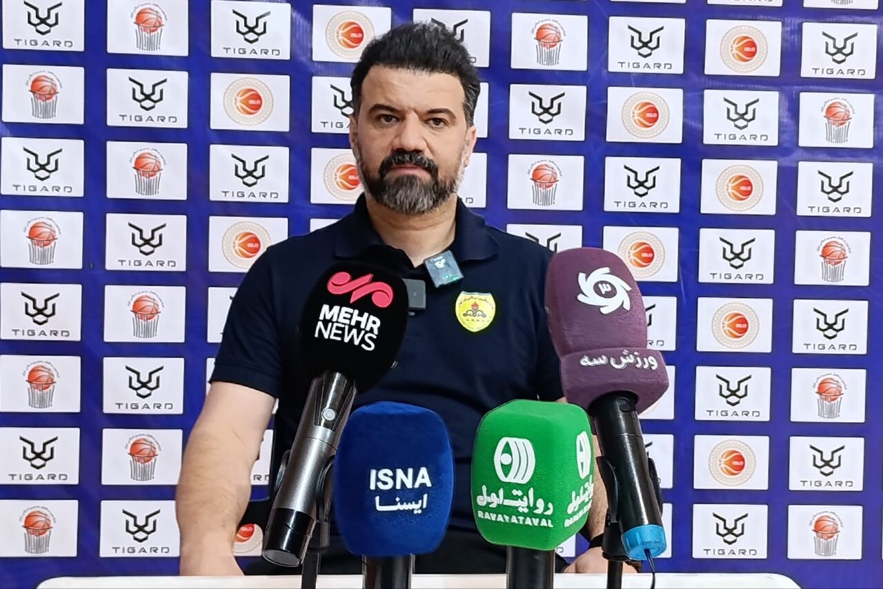 استقلال،بازي،سامري،تيمش،آبادان،مهر،بازيكنان