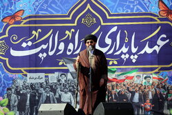 حسینی: عید قربان مقدمه‌ای برای درک غدیر است