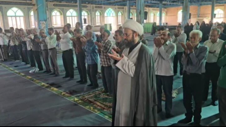 اقامه نماز عید سعید قربان در شهرستان زرند
