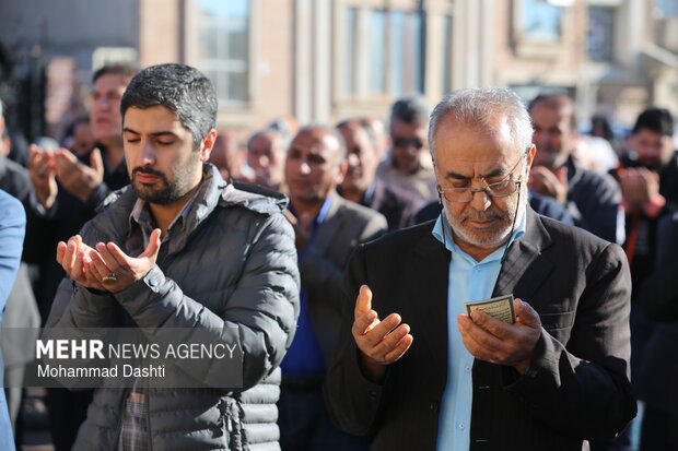 اقامه نماز عید سعید قربان در اردبیل