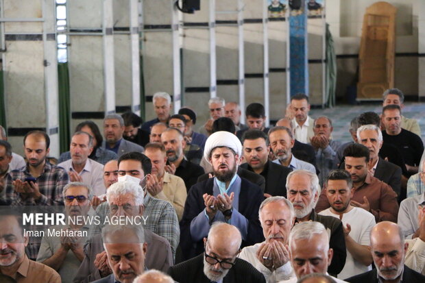 اقامه نماز عید قربان در کرمانشاه