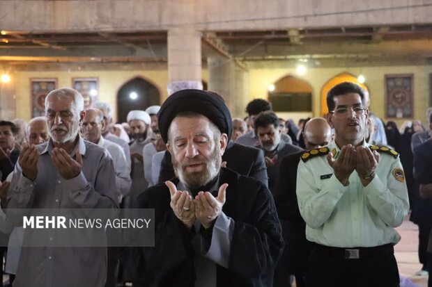 اقامه نماز عید سعید قربان در مصلای الغدیر خرم‌آباد