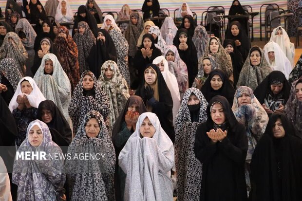 اقامه نماز عید سعید قربان در مصلای الغدیر خرم‌آباد