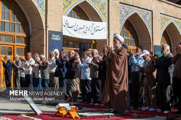 اقامه نماز عید قربان در قزوین