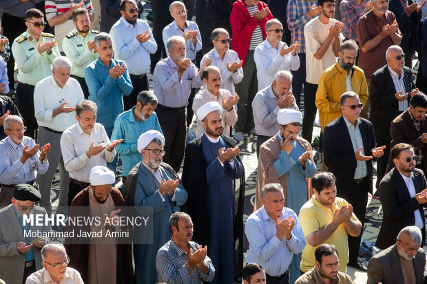 اقامه نماز عید قربان در قزوین