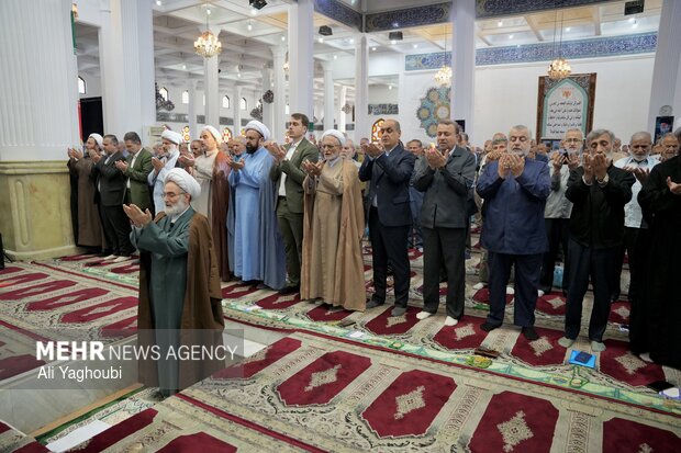 اقامه نماز عید قربان در مصلی رشت