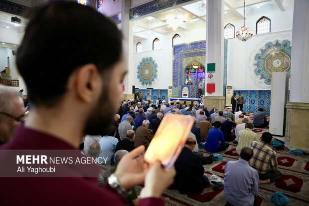 اقامه نماز عید قربان در مصلی رشت