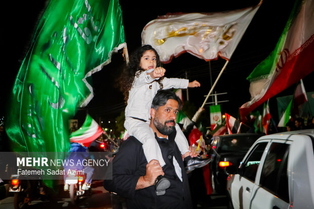 Pro-Islamic Establishment rally in Qom
