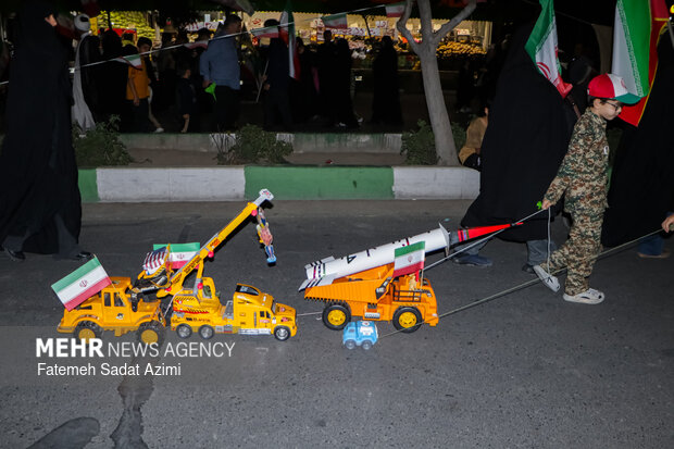 Pro-Islamic Establishment rally in Qom
