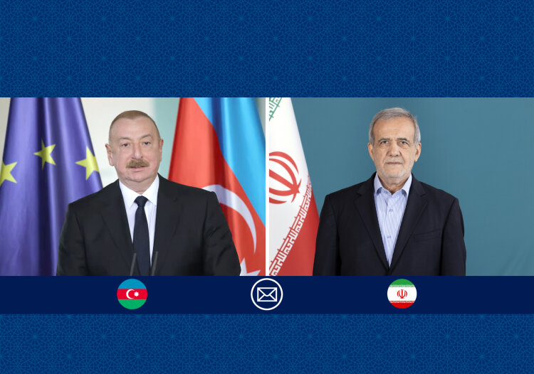 رئیس جمهور روز ملی جمهوری آذربایجان را به الهام علی‌اف تبریک گفت