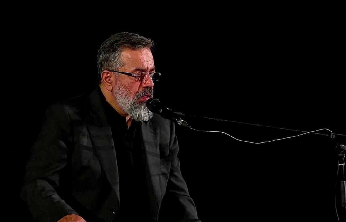 نوحه‌خوانی محمود کریمی در یادبود شهدای خانواده امام و رهبری