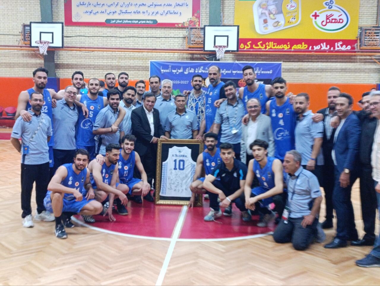 قهرماني،استقلال،باشگاهي،نشاط،آبادان