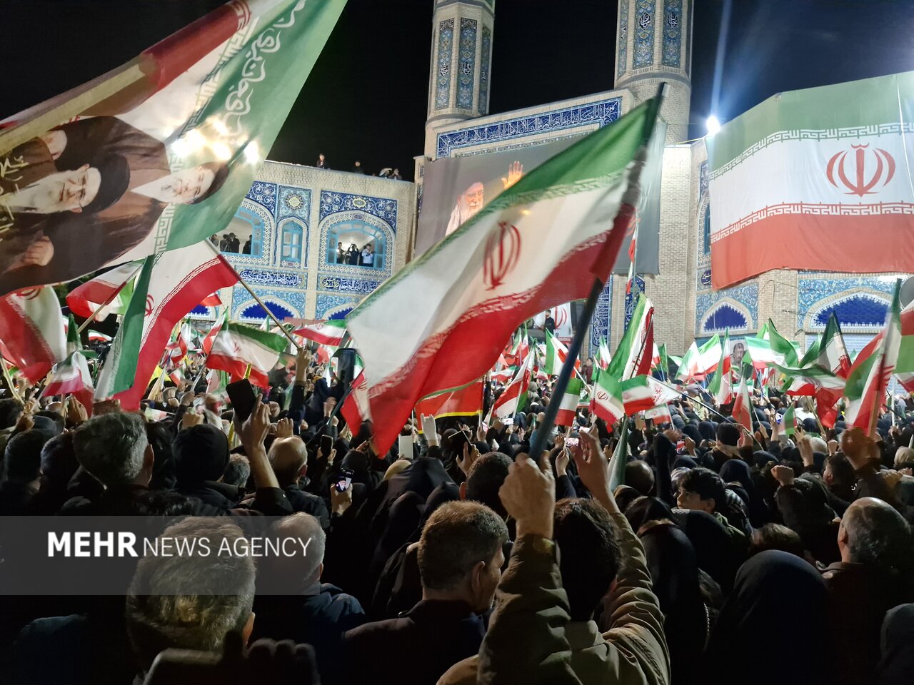 انجام آموزش دفاعی در موکب جهادی نهاوند