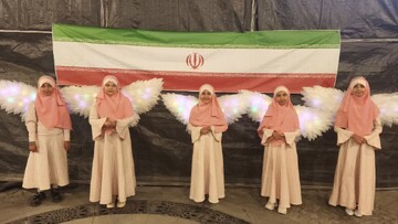 برگزاری جشن تکلیف دختران سرزمین آفتاب در نودمین شب بیعت با رهبری