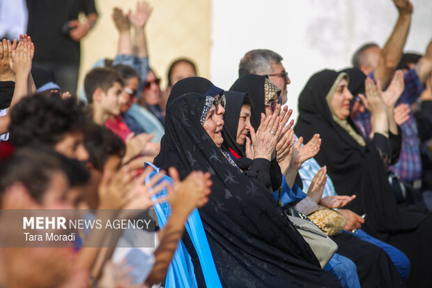 اولین جشنواره فرهنگی برداشت محصولات کشاورزی پیربازار در رشت