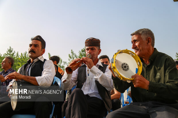 اولین جشنواره فرهنگی برداشت محصولات کشاورزی پیربازار در رشت