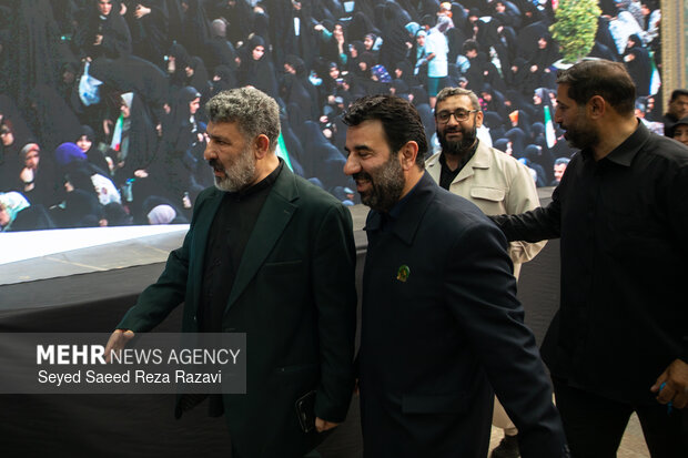 دومین روز از مراسم یادبود خانواده امام شهید و رهبر معظم انقلاب اسلامی