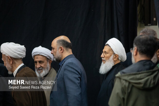 دومین روز از مراسم یادبود خانواده امام شهید و رهبر معظم انقلاب اسلامی