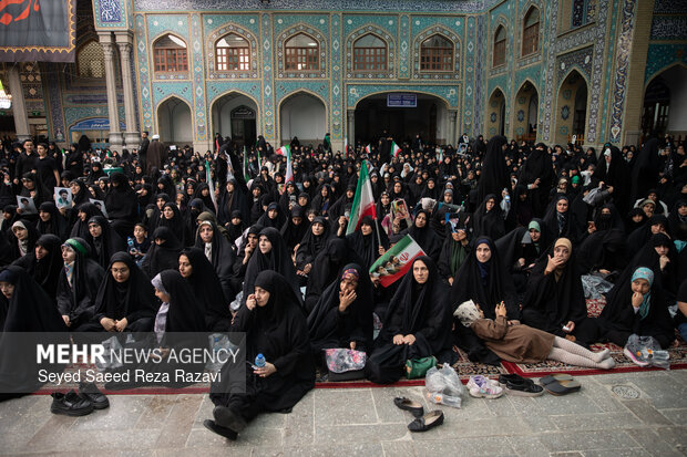دومین روز از مراسم یادبود خانواده امام شهید و رهبر معظم انقلاب اسلامی
