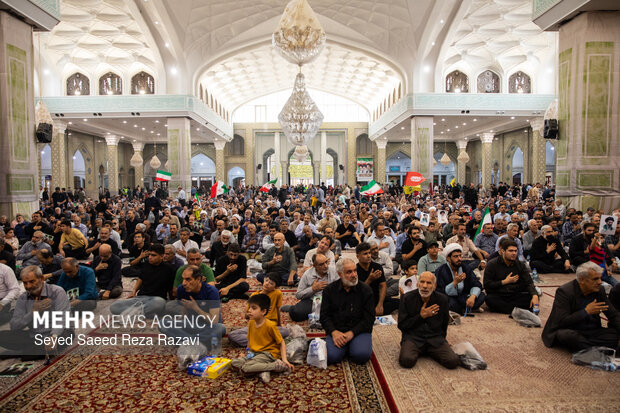 دومین روز از مراسم یادبود خانواده امام شهید و رهبر معظم انقلاب اسلامی