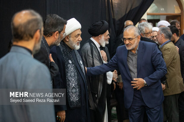 دومین روز از مراسم یادبود خانواده امام شهید و رهبر معظم انقلاب اسلامی
