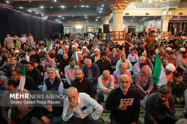 دومین روز از مراسم یادبود خانواده امام شهید و رهبر معظم انقلاب اسلامی