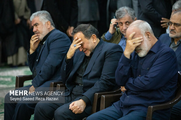 دومین روز از مراسم یادبود خانواده امام شهید و رهبر معظم انقلاب اسلامی