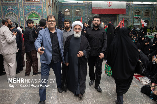 دومین روز از مراسم یادبود خانواده امام شهید و رهبر معظم انقلاب اسلامی