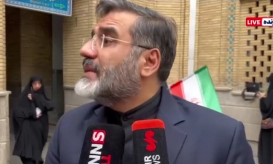 اسماعیلی: انقلاب اسلامی در جنگ روایت پیروز شد