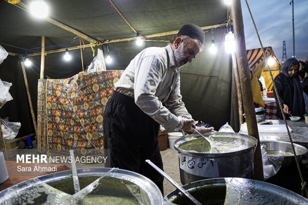 جشنواره رنگ ها و عطرها در مشهد