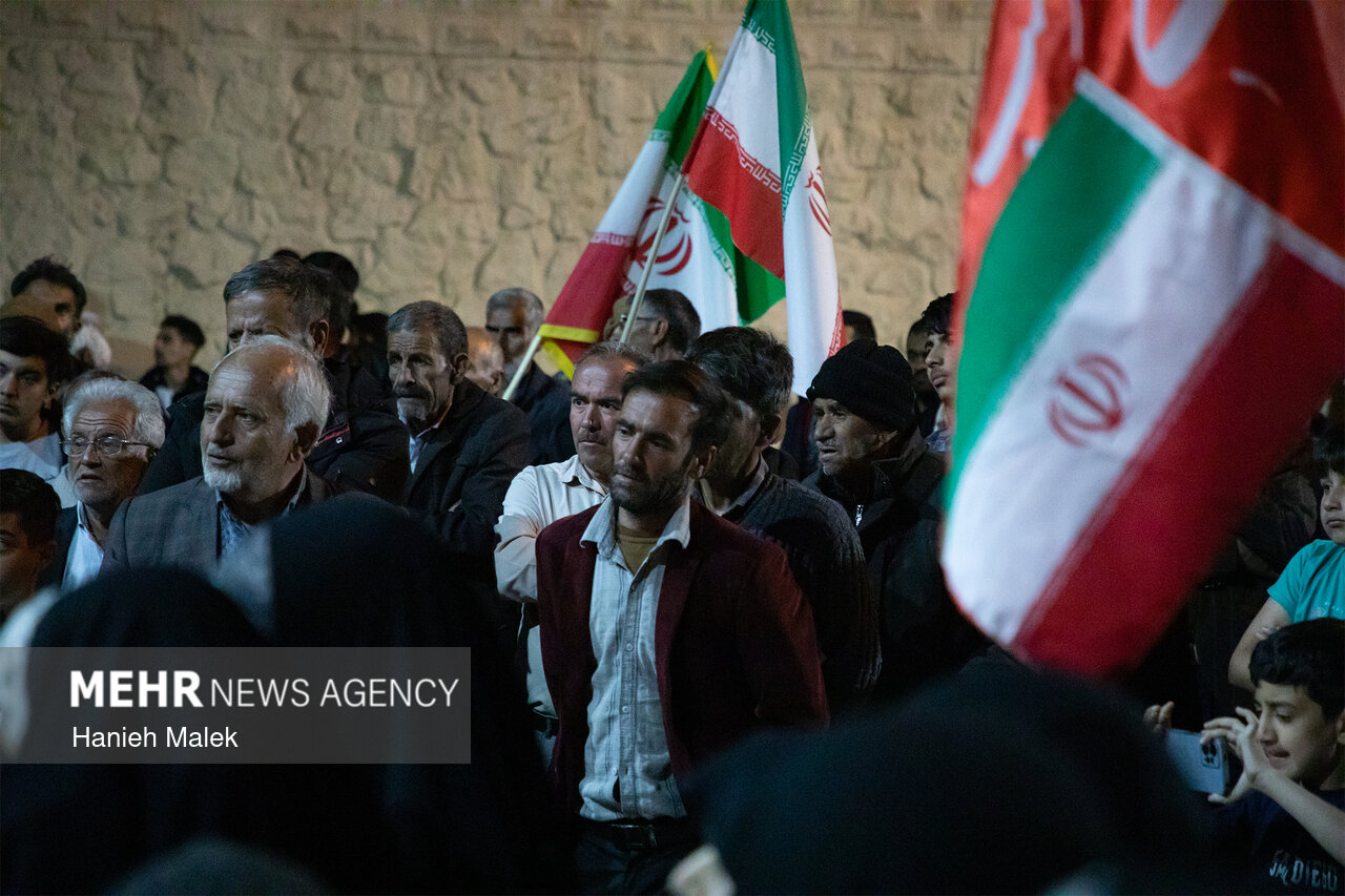 شریف‌آباد بیدار و استوار؛ نودویکمین شب حضور مردمی رقم خورد