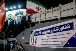 IRGC unveils “Rajab 27th” highspeed assault boat in Tehran