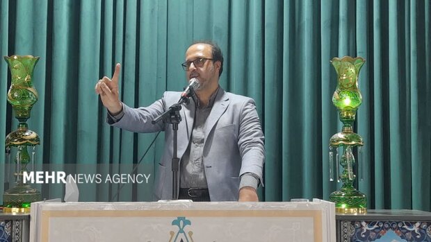 علیزاده: ایران با کلید تنگه هرمز اقتصاد جهانی را به لرزه در آورده است