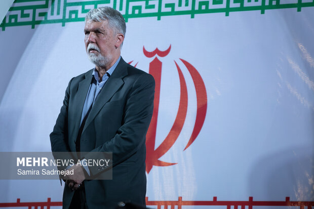 IRGC unveils “Rajab 27th” highspeed assault boat in Tehran
